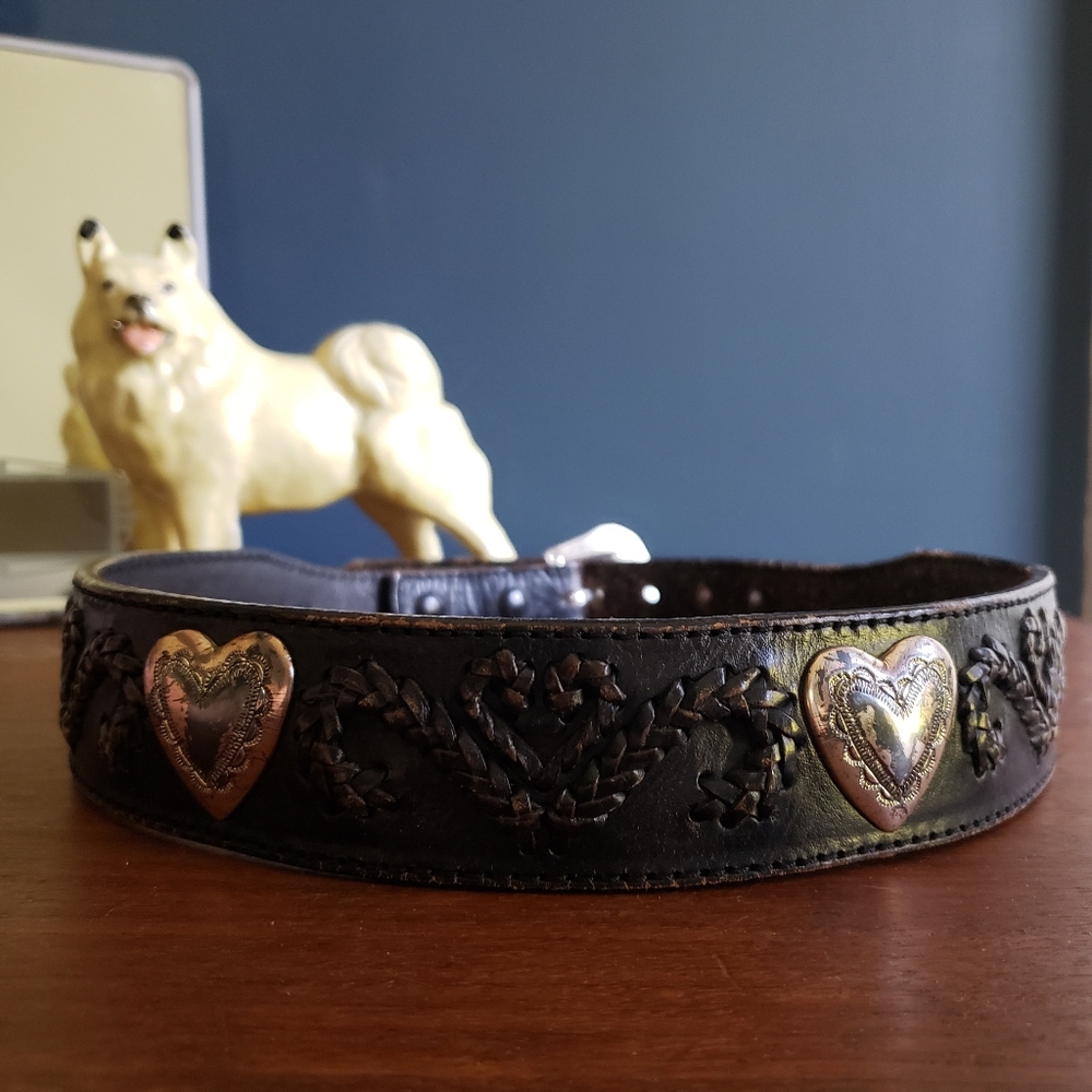 LAST CHANCE Vtg Leather Work and Brass Belt